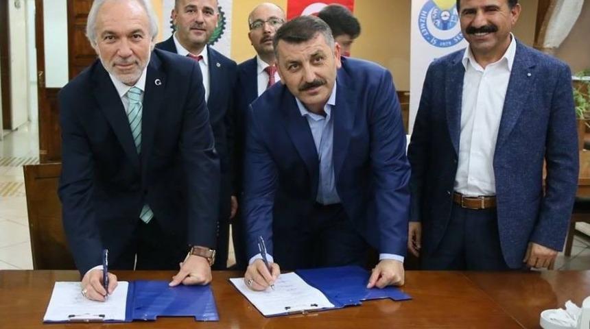 K&uuml;tahya Belediyesi&rsquo;nde Toplu İş S&ouml;zleşmesi