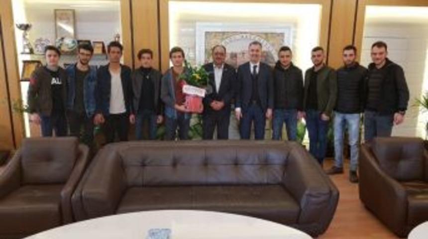 Gen&ccedil;lerden Taban&rsquo;a Teşekk&uuml;r Ziyareti