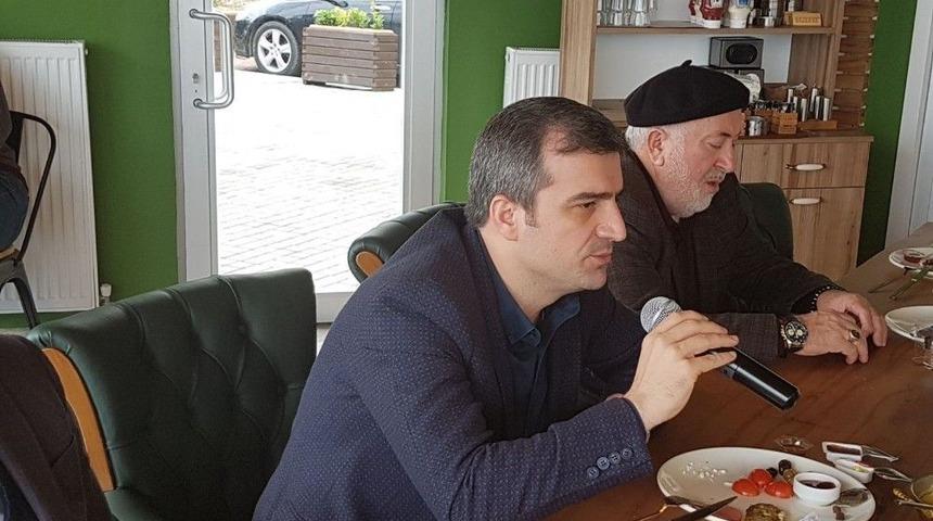 Başkan C&uuml;neyt Yemenici Dernekler Y&ouml;neticileriyle Bir Araya Geldi