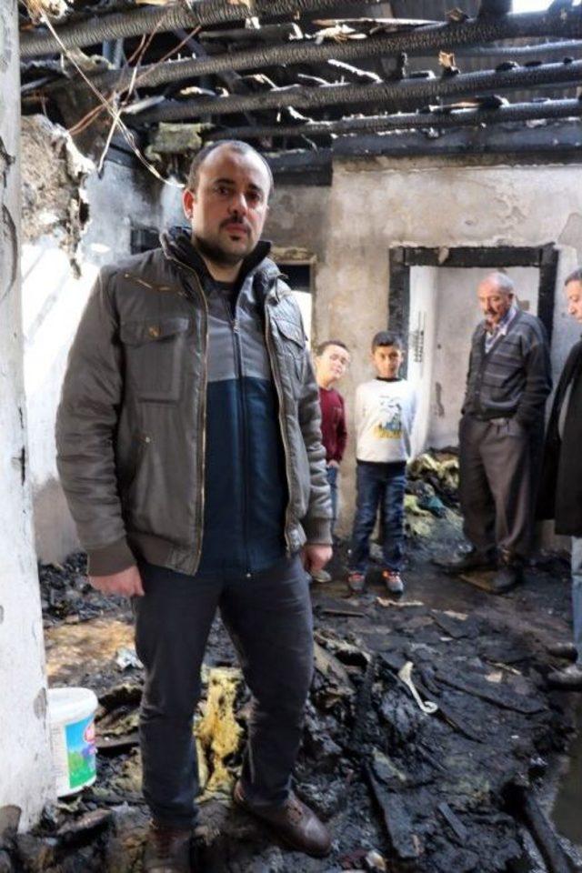 5 N&uuml;fuslu Duran Ailesi Evsiz Kaldı 1