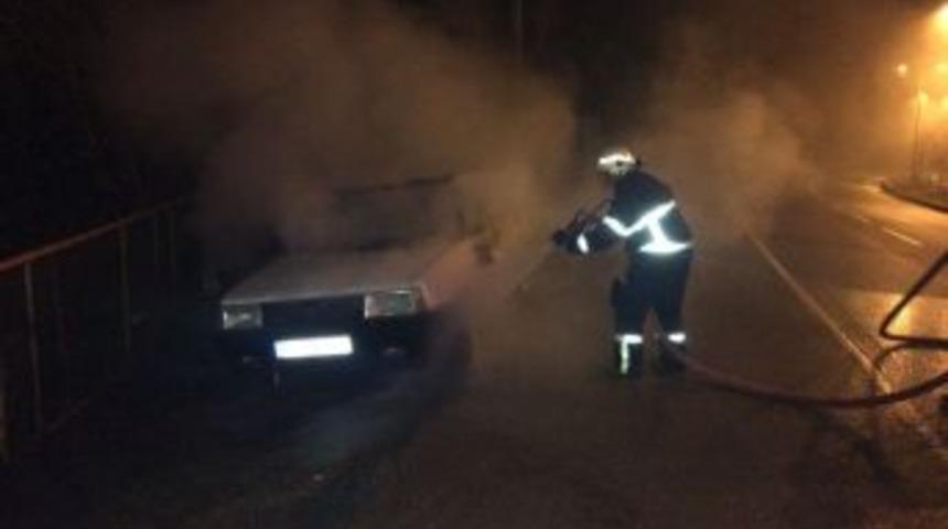 Ak&ccedil;akoca&rsquo;da Ara&ccedil; Yangını