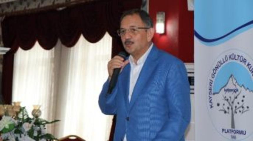 Bakan &Ouml;zhaseki&rsquo;den Muharrem İnce&rsquo;ye: "biranda Dindar Adam Oldu"