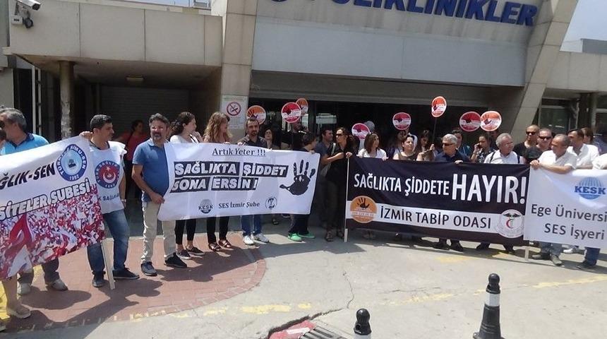Ege &Uuml;niversitesinde Doktorlar İş Bıraktı