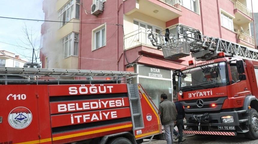 D&uuml;kkan Yangını Korkuttu