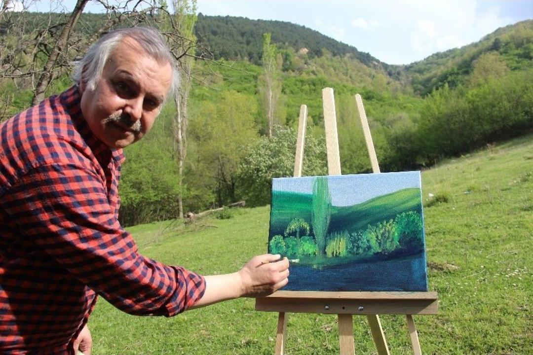 Eserlerini Doğada Yapıyor