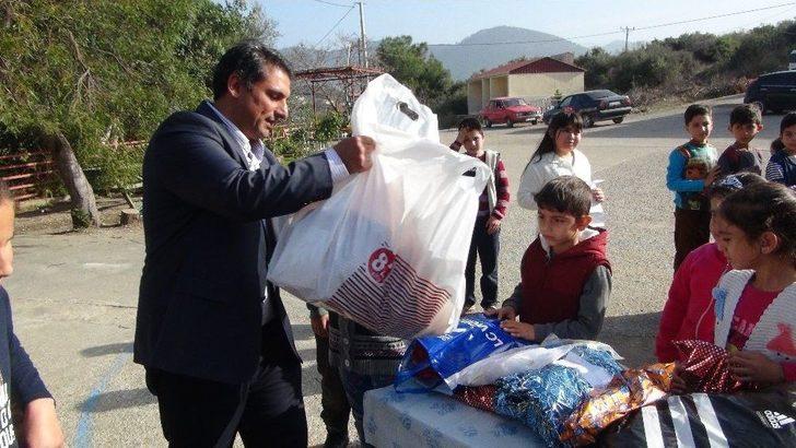 İlkokul Öğrencisinden Mehmetçiğe Duygulandıran Hediye G2