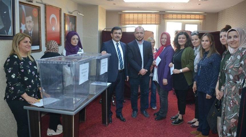 Bilecik&rsquo;te Ak Parti Sandık Başına Gitti