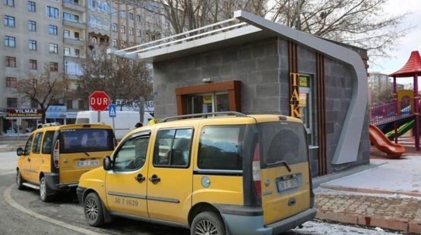 Melikgazi’den 3 Ayrı Semtte 3 Adet Taksi Durağı