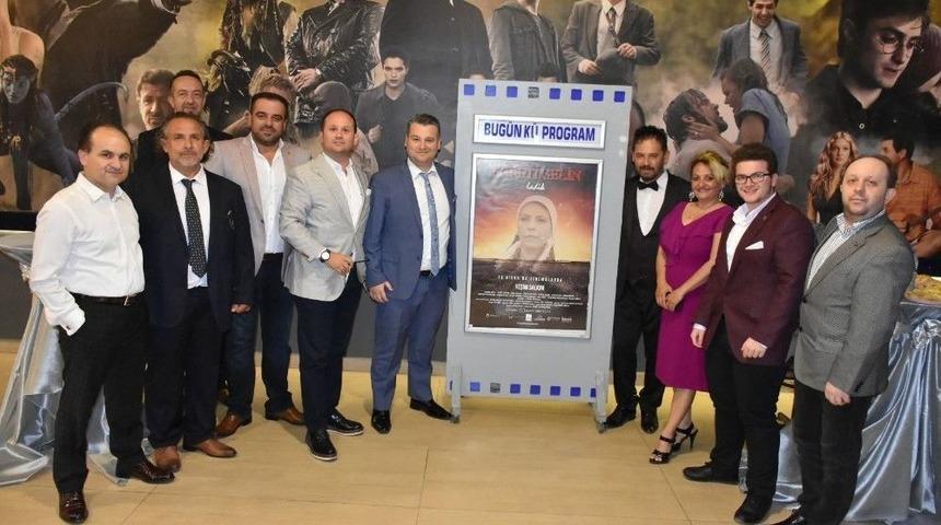 &ldquo;eğreti Gelin Ladik&rdquo; Marmaris&rsquo;te İzleyiciyle Buluştu