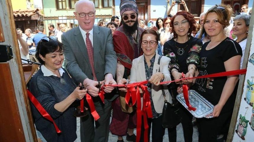 Birleşen Kadınlar Artık Daha G&uuml;&ccedil;l&uuml;