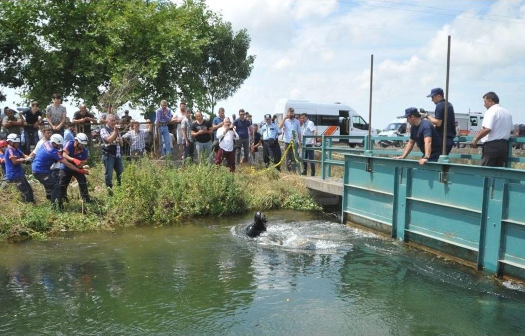 Kayıp Gencin Cesedi Sulama Kanalında Bulundu