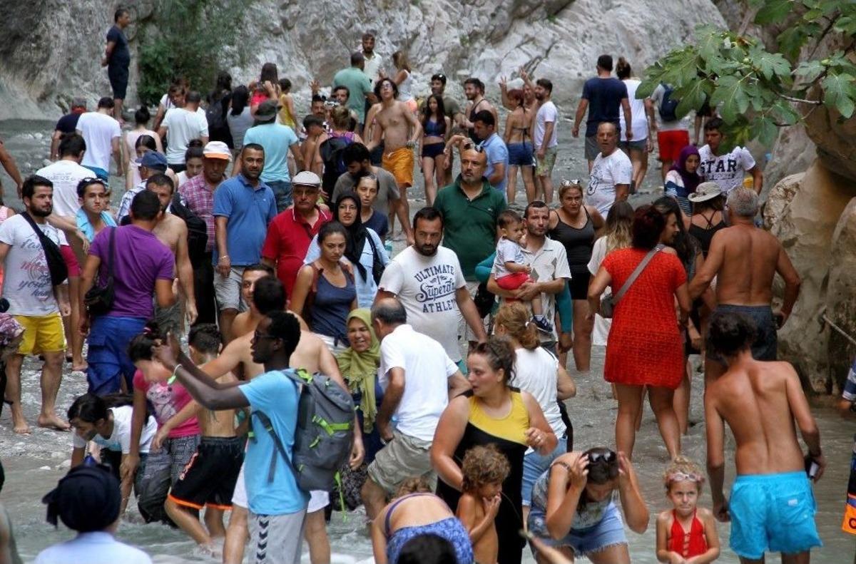 Saklıkent Kanyonu&rsquo;nu 482 Bin Kişi Ziyaret Etti