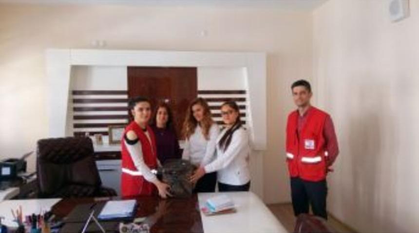 &Ouml;ğrencilerden Askere Taşınabilir Şarj Cihazı