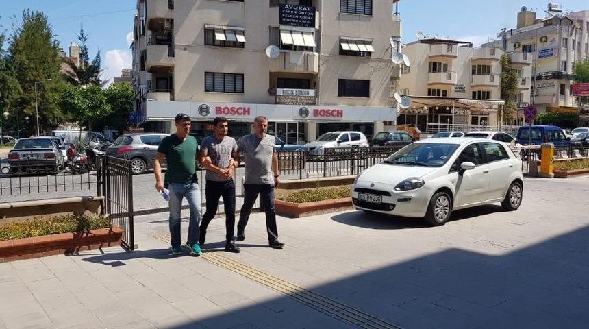 Kuşadası&rsquo;nda Restorana Silahlı Saldırı: 1 Tutuklama