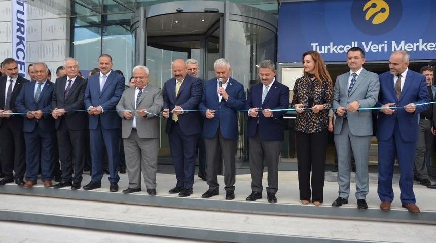 Başbakan Yıldırım: &ldquo;verilerimizi Depolayamazsak Tehditle Karşı Karşıya Kalırız&rdquo;