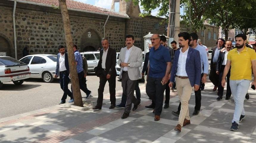 Başkan Ekinci Siverek Kırsalında Ziyaretlerde Bulundu