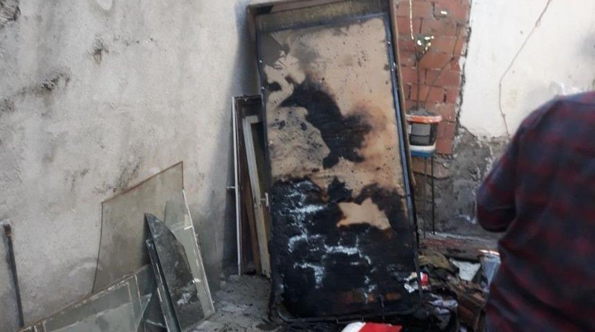 &Ccedil;akmakla Oyun Yangına Neden Oldu