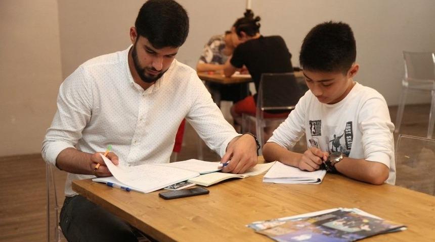 Hamamyolu’ndaki Kütüphaneye Büyük İlgi