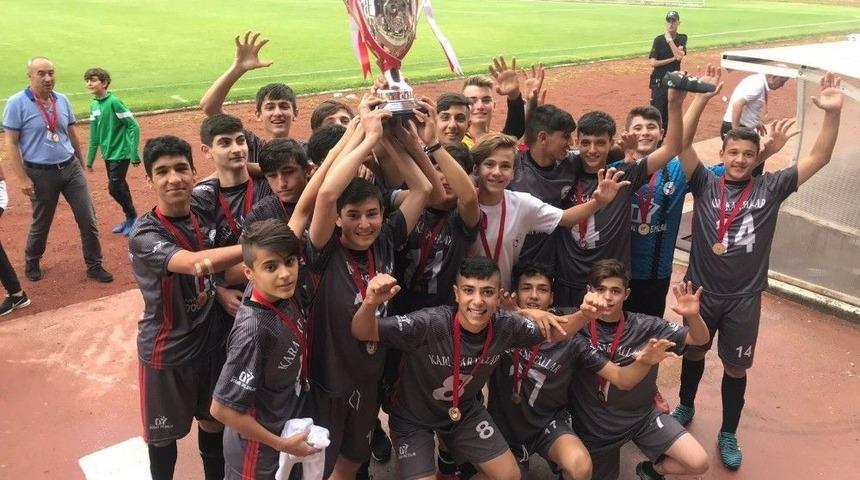 Meramlı Karakartallar T&uuml;rkiye Şampiyonu Oldu