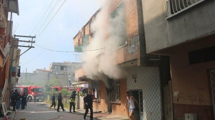 Samsun&rsquo;da Suriyelilerin Kaldığı Ev K&uuml;le D&ouml;nd&uuml;