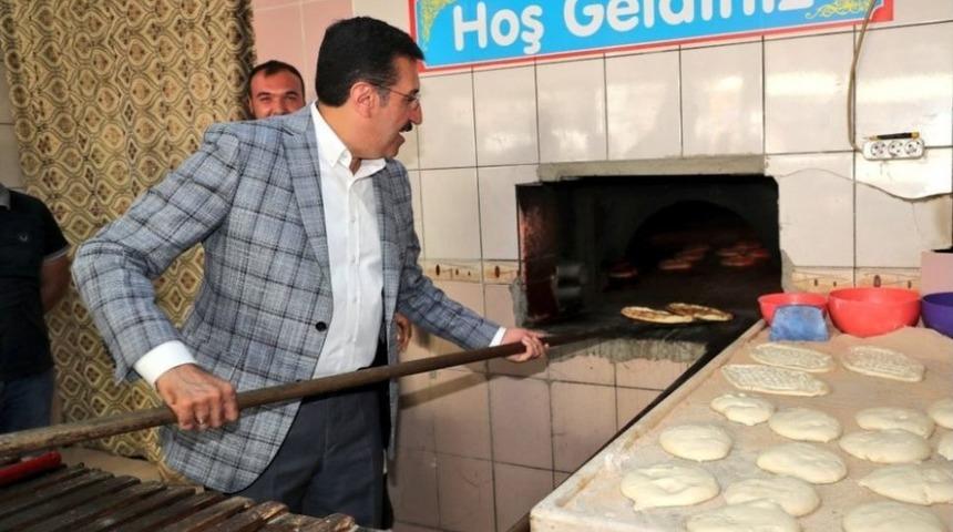 Bakan T&uuml;fenkci: "t&uuml;rkiye&rsquo;de Muhalefet Problemi Var"