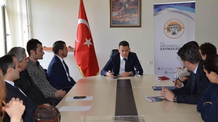 Safranbolu&rsquo;da &lsquo;bağımlılıkla M&uuml;cadele&rsquo; Masaya Yatırıldı