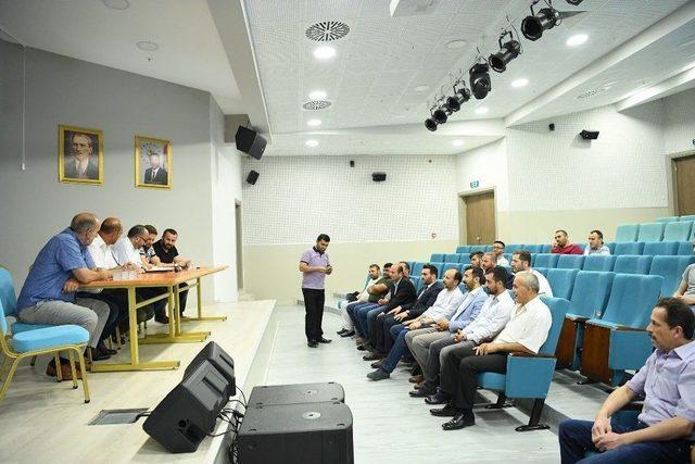 Başkan &Uuml;z&uuml;lmez, Arslanbey Fk Kongresine Katıldı 1