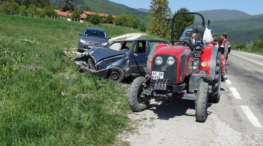 Domani&ccedil;&rsquo;te Trafik Kazası: 2 Yaralı