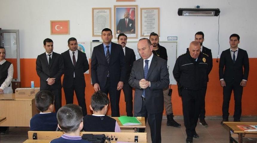 Y&uuml;ksekova&rsquo;da S&uuml;t Dağıtım