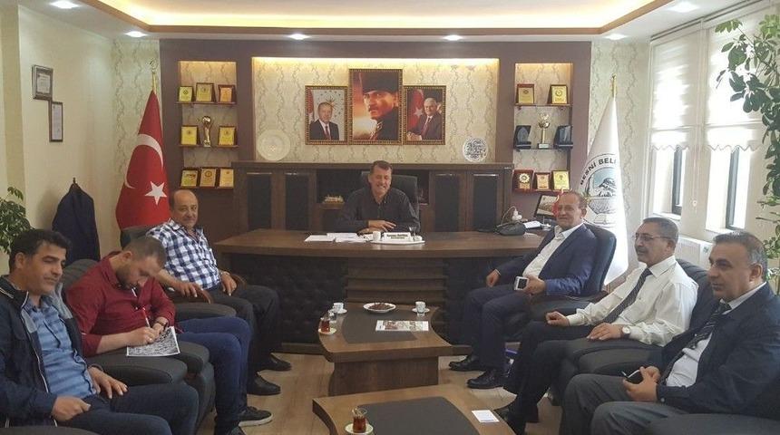 Osman &Ouml;zet Suvarlı Ve Besni İl&ccedil;esini Gezdi