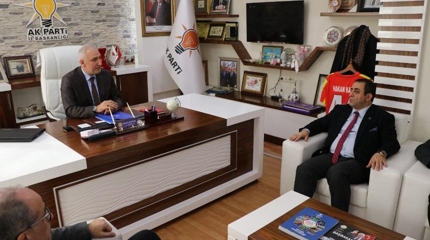 T&uuml;msiad Y&ouml;netimi Ak Parti&rsquo;yi Ziyaret Etti