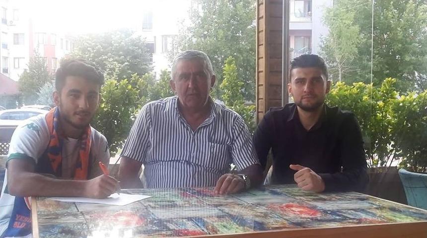 Yeşilyurt Belediyespor İ&ccedil; Transferde 4 İsimle Yeniden Anlaştı