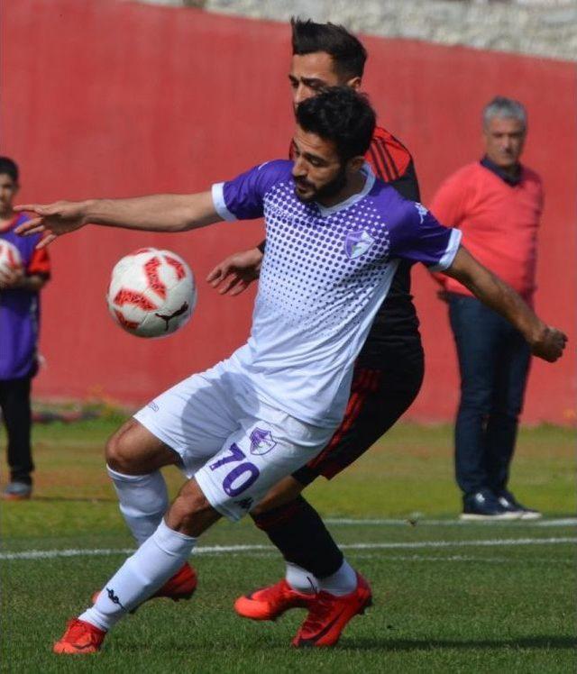 Tff 3. Lig: Turgutluspor: - Yeni Orduspor: 2