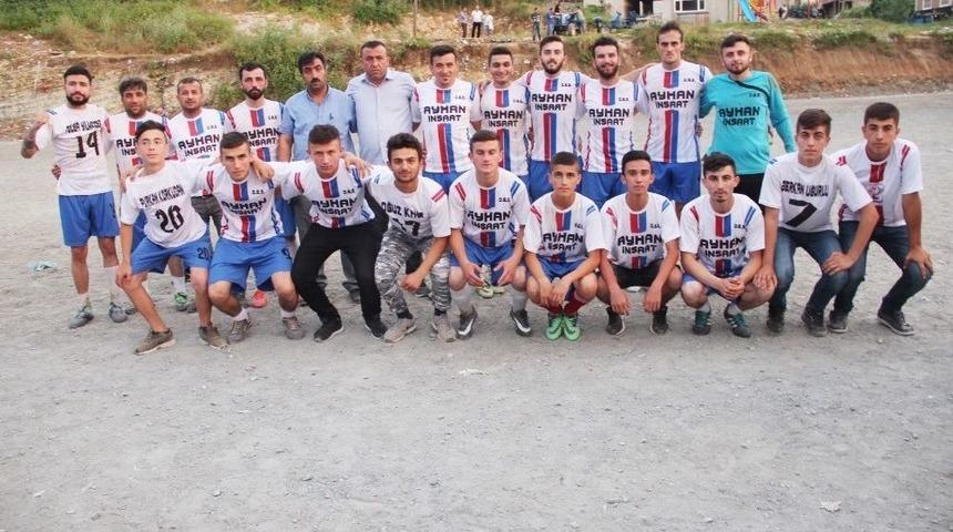 K&ouml;ylerarası D&uuml;zenlenen Futbol Turnuvası Şampiyonu Belli Oldu