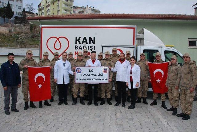 Jandarma Bu Sefer 156’yı Kimse Aramadan Yardıma Koştu