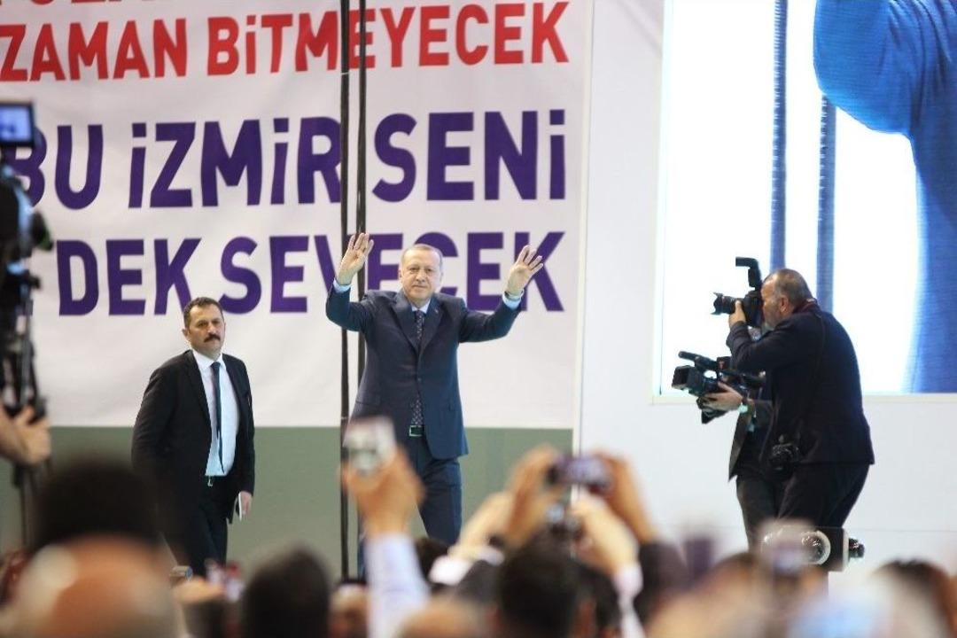 Cumhurbaşkanı Erdoğan: "24 Haziran&rsquo;da Rekor Bir Oyla Siyaset Tarihine Ge&ccedil;eceğimize İnanıyorum"