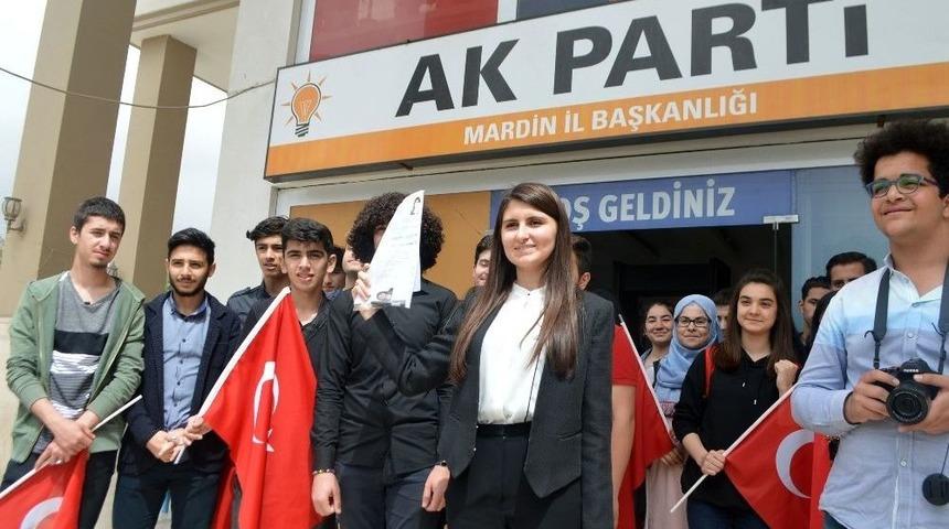 18 Yaşını Doldurdu, Ak Parti Mardin Milletvekili Aday Adayı Oldu