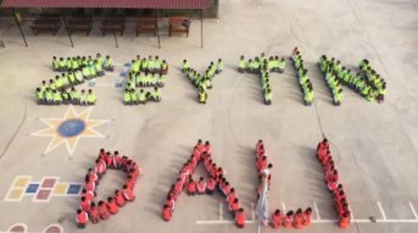 &Ouml;ğrencilerden Zeytin Dalı Harekatına Kareografi Desteği