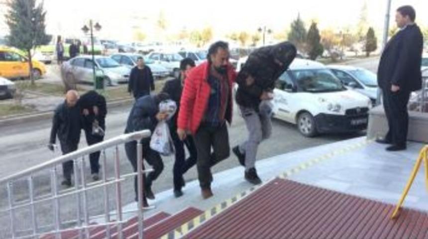 Konya&rsquo;da Evlerden Hırsızlığa 3 G&ouml;zaltı