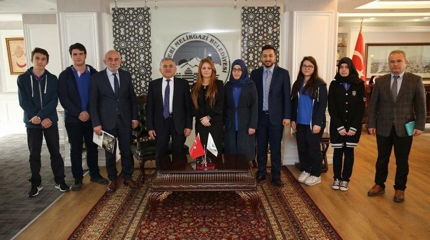 Kayseri Lisesi &Ouml;ğrencileri Melikgazi&rsquo;de