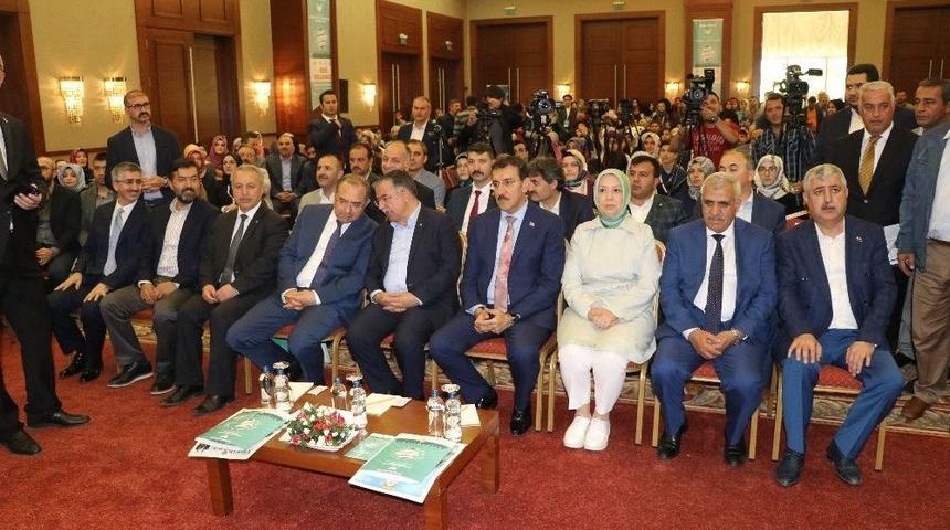 Milli Eğitim Bakanı Yılmaz: "gen&ccedil;lik &Uuml;lkemizin Umududur"