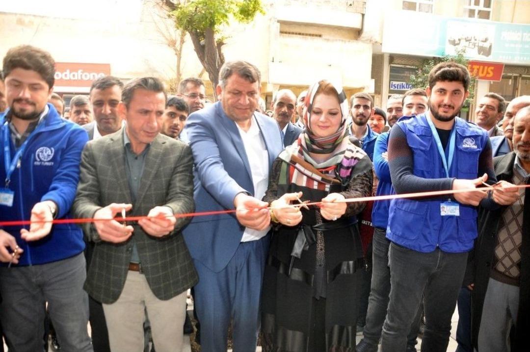 Dar Gelirli Aileler İ&ccedil;in Ak&ccedil;akale&rsquo;de &Ccedil;amaşırhane Hizmeti