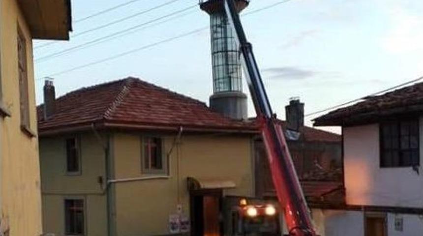 Yıkılma Tehlikesi Bulunan Minare Onarıldı, Olası Faciadan D&ouml;n&uuml;ld&uuml;