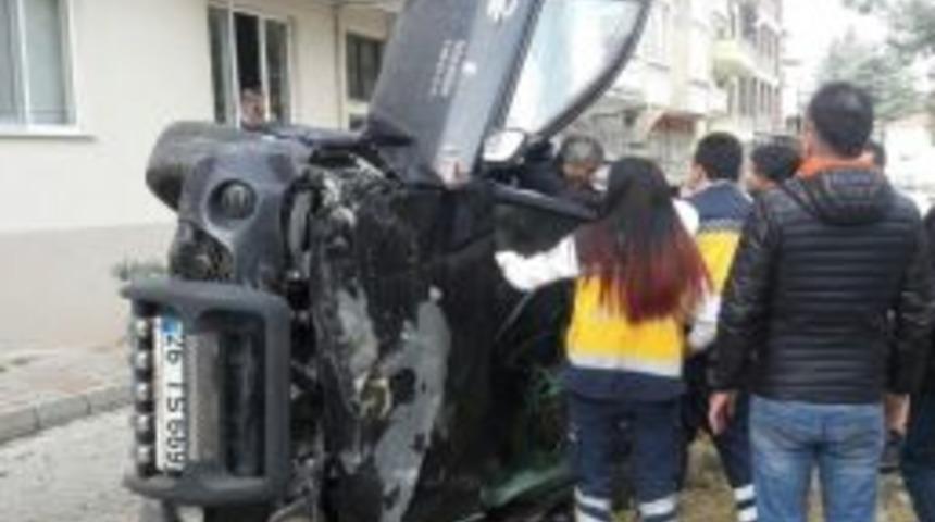 Ters Y&ouml;ne Giren Otomobil Takla Attı: 1 Yaralı