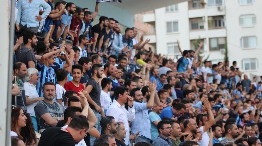 Adana Demirspor&rsquo;da Ligde Kalmanın Sevinci Yaşandı