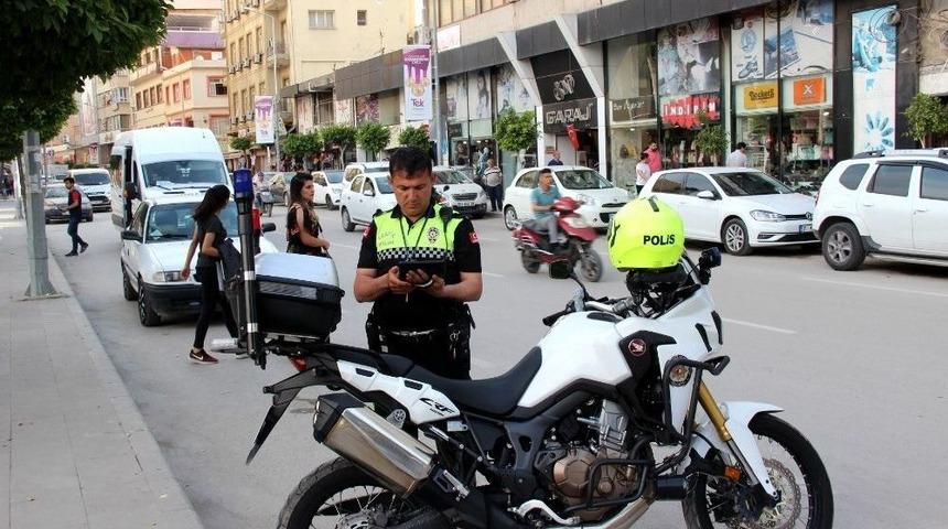 İskenderun&rsquo;da Şehir İ&ccedil;i Trafiğinde Sıkı Denetim