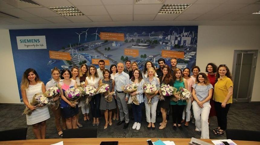 Geleceğin Kadın M&uuml;hendislerine Siemens T&uuml;rkiye Desteği