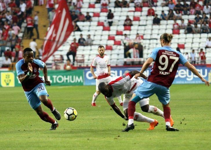 Spor Toto Süper Lig: Antalyaspor: 1 - Trabzonspor: 1 (ilk Yarı) G3