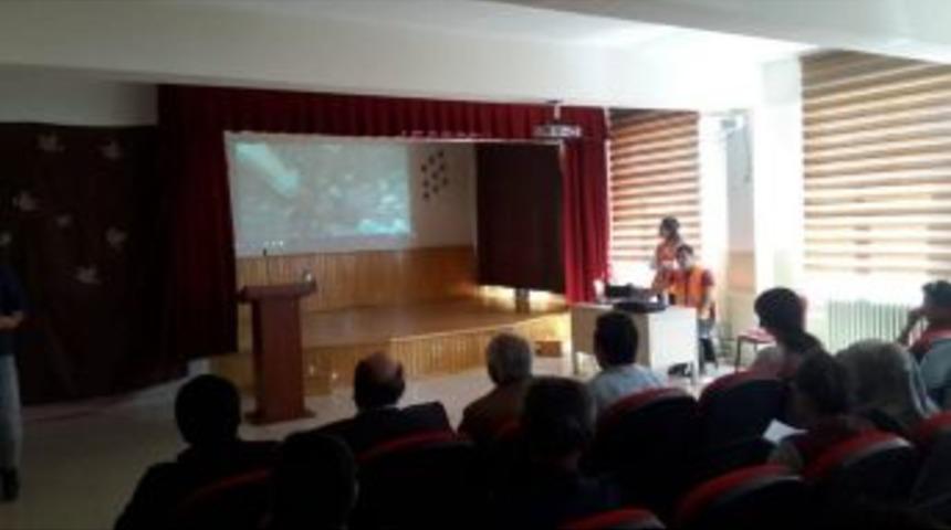 Afad &Ccedil;ıldır&rsquo;da Farkındalık Eğitimi Verdi