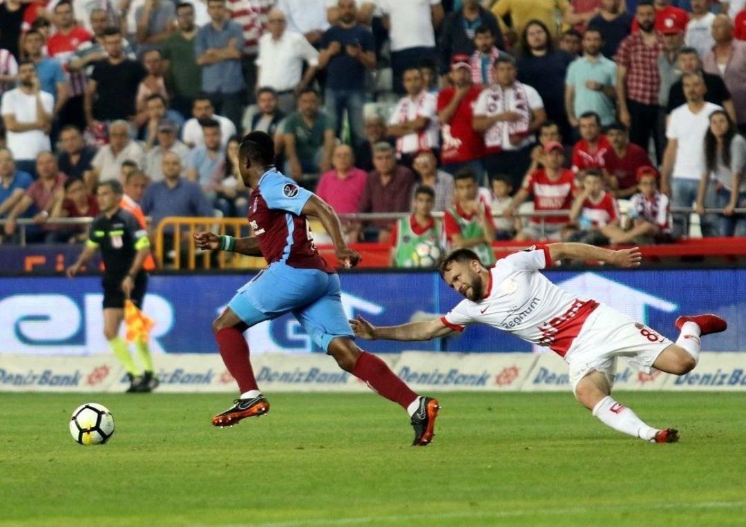 Spor Toto S&uuml;per Lig: Antalyaspor: 1 - Trabzonspor: 2 (ma&ccedil; Sonucu)